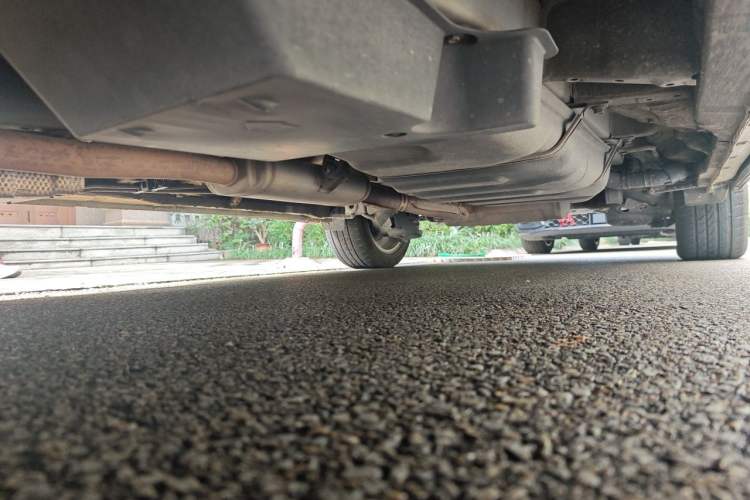 Used Toyota Previa  Chassis Front Right