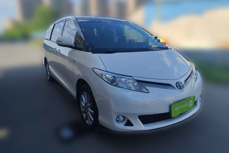 Used Toyota Previa  Front Right 45 Deg