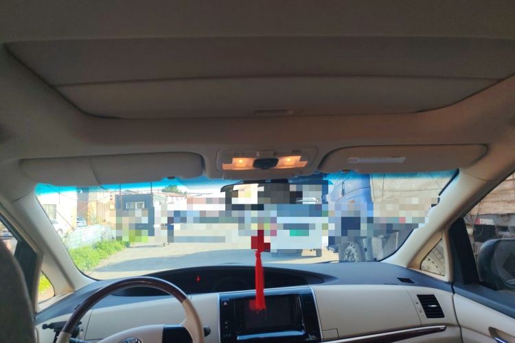 Used Toyota Previa  Headliner