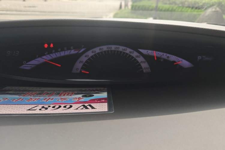 Used Toyota Previa  Instrument Cluster