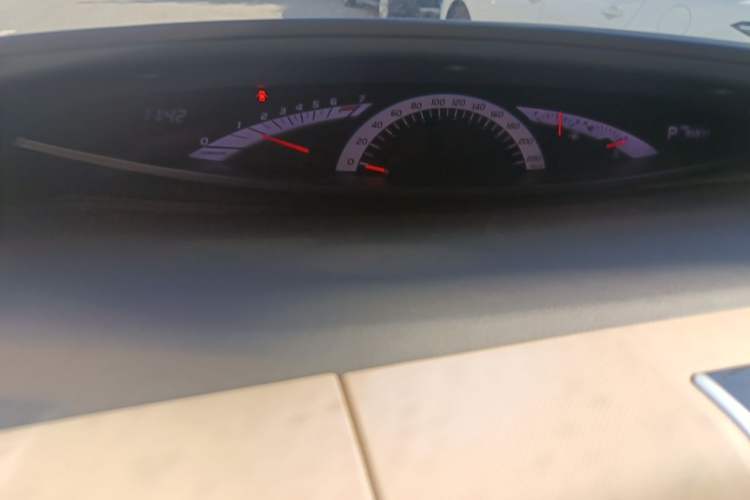 Used Toyota Previa  Instrument Cluster