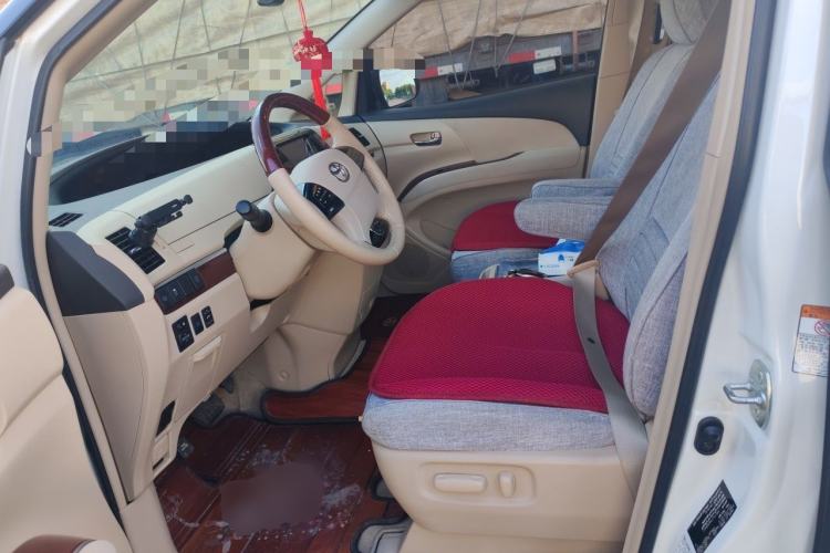 Used Toyota Previa  Left Front Seat