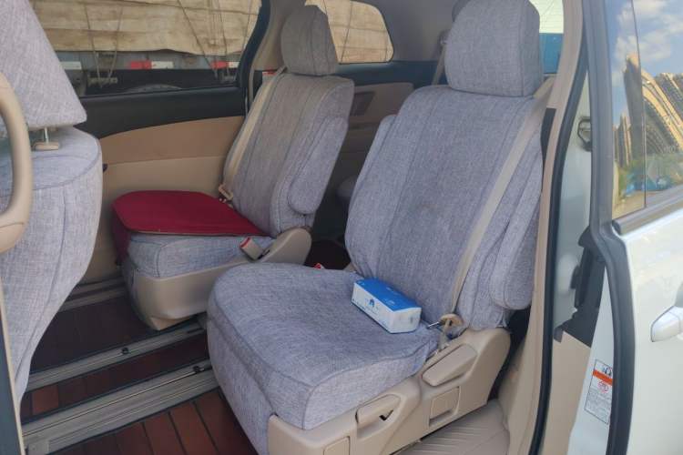 Used Toyota Previa  Left Rear Seat