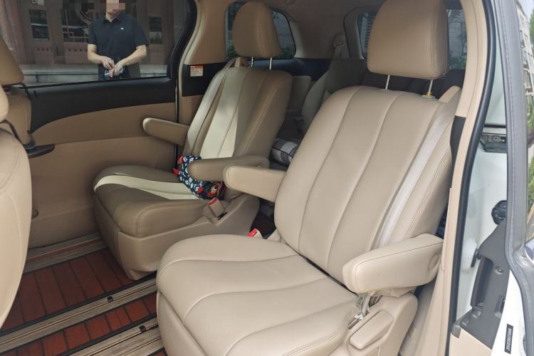 Used Toyota Previa  Left Rear Seat