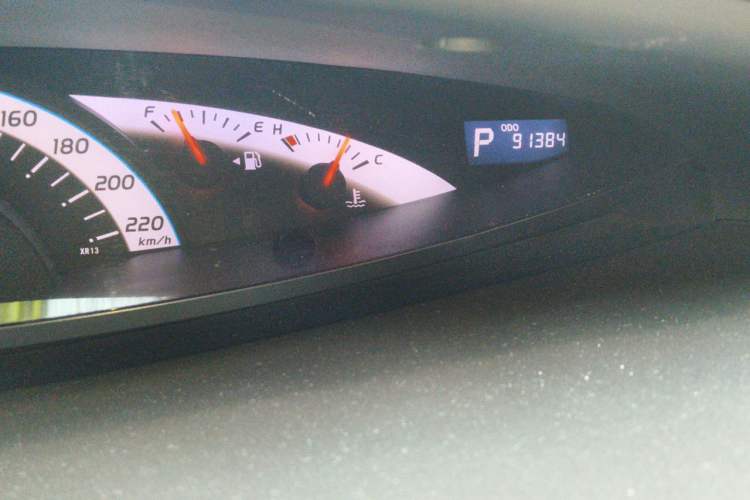Used Toyota Previa  Odometer Close Up