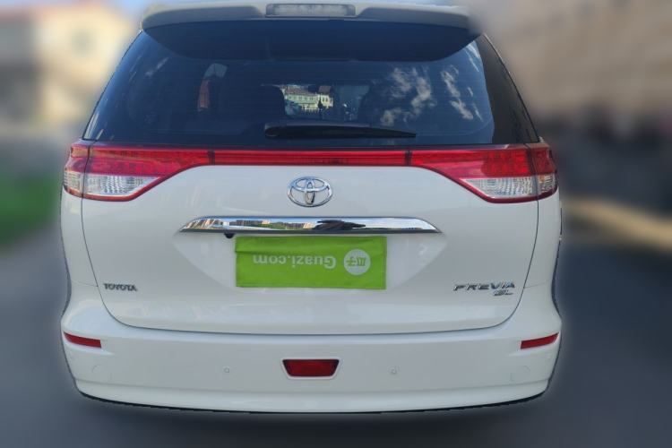 Used Toyota Previa  Rear