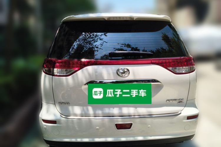 Used Toyota Previa  Rear