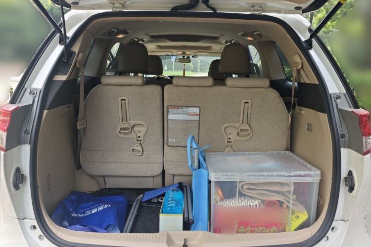 Used Toyota Previa  Trunk