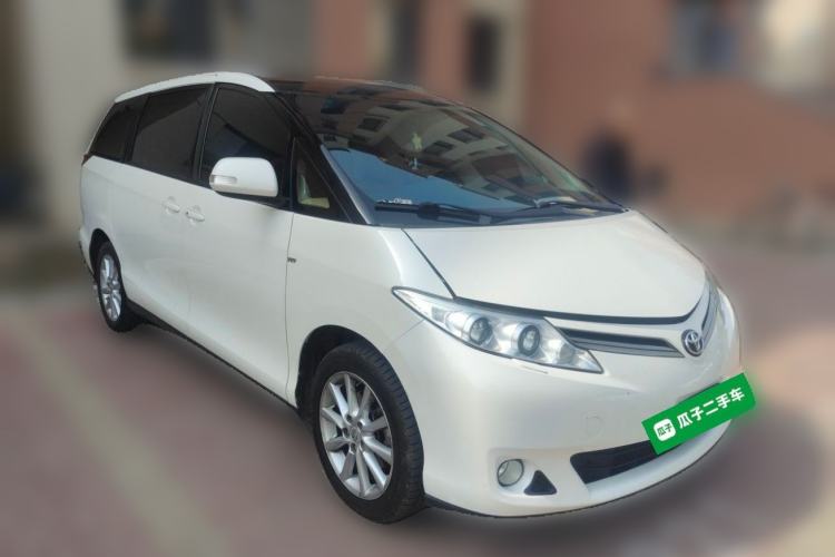 Used Toyota Previa  Front Right 45 Deg