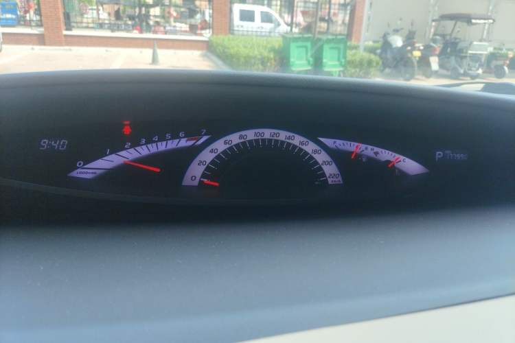 Used Toyota Previa  Instrument Cluster