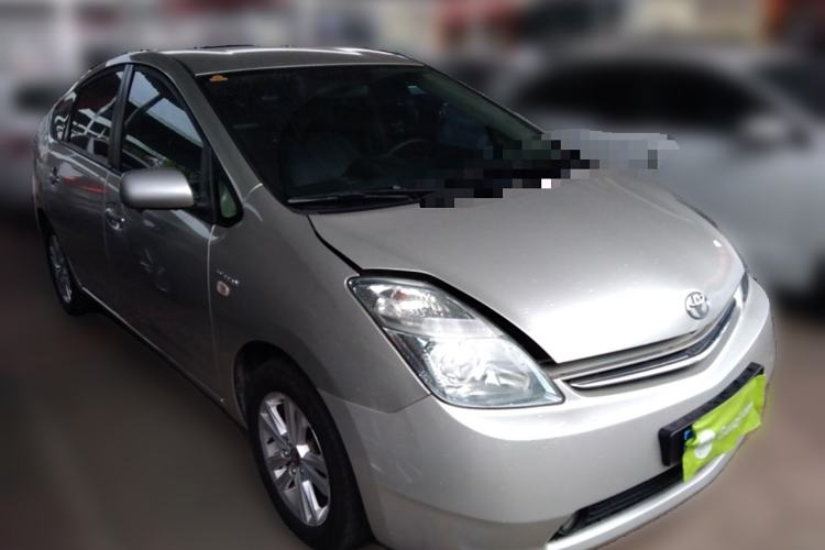 Used Toyota Prius 2005 1.5L Fabric-Seated Version Front Right 45 Deg