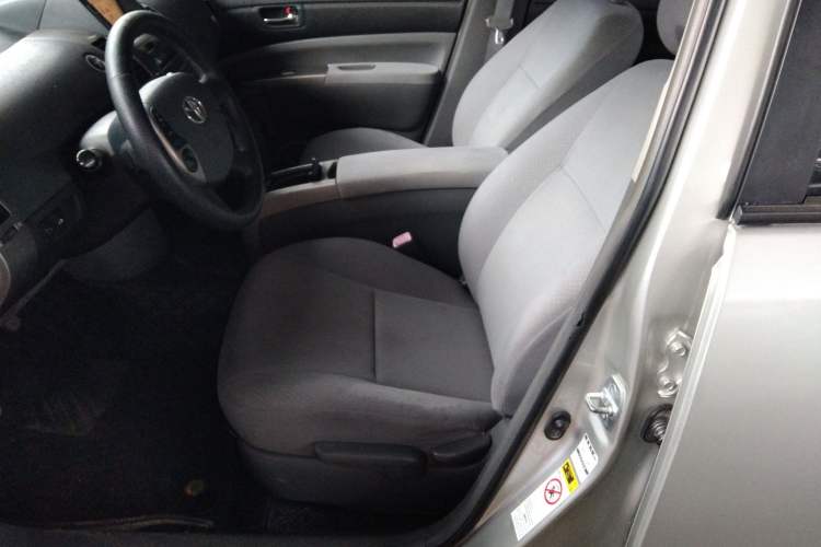 Used Toyota Prius 2005 1.5L Fabric-Seated Version Left Front Seat