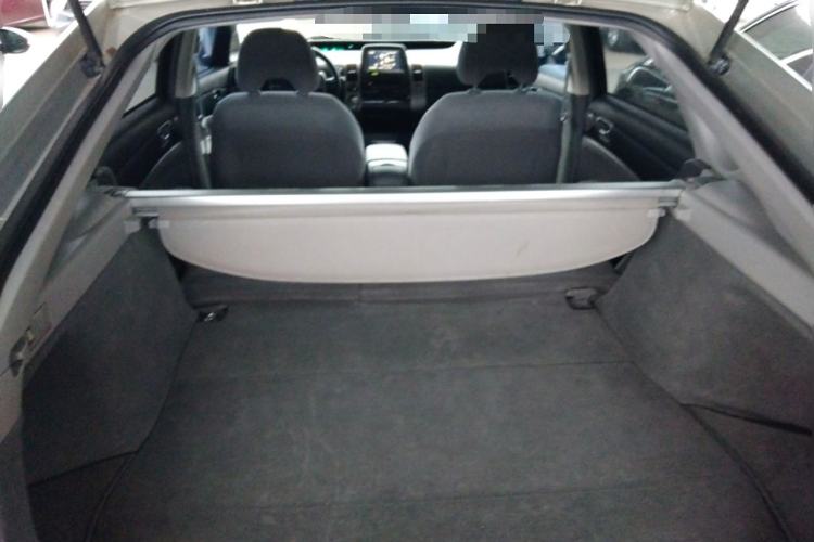 Used Toyota Prius 2005 1.5L Fabric-Seated Version Trunk