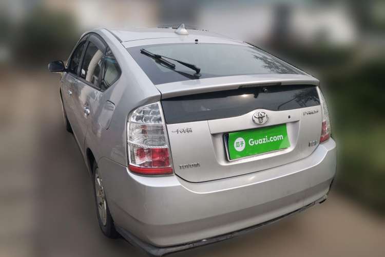 Used Toyota Prius 2006 1.5L Leather-Trimmed Navigation Version Rear Left 45 Deg