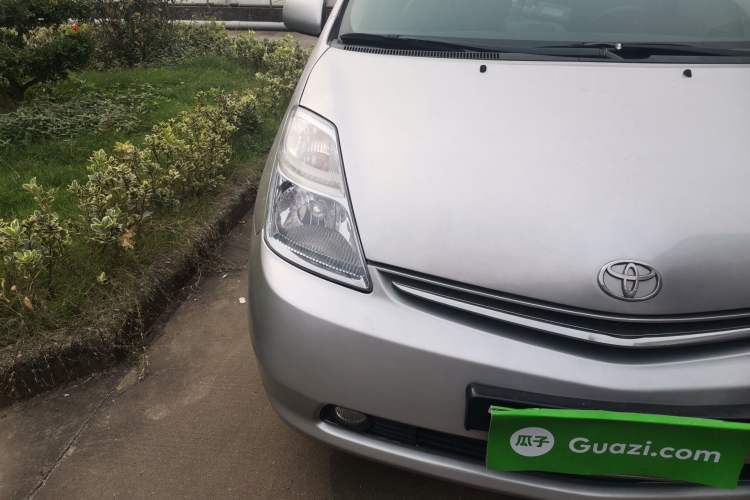 Used Toyota Prius 2006 1.5L Leather-Trimmed Navigation Version Right Front Headlight