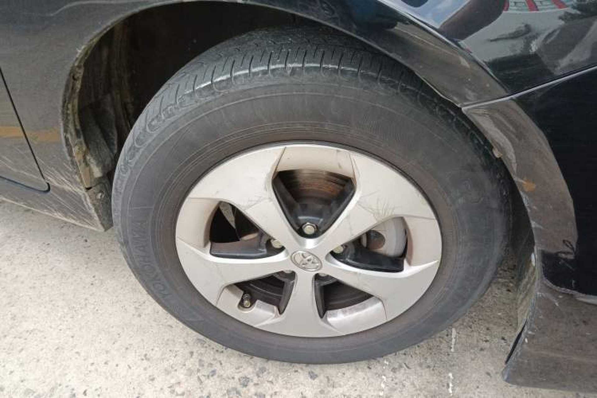 Used Toyota Prius 2012 1.8L Luxury Edition Exterior 7