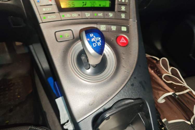 Used Toyota Prius 2012 1.8L Luxury Advanced Edition Gear Lever