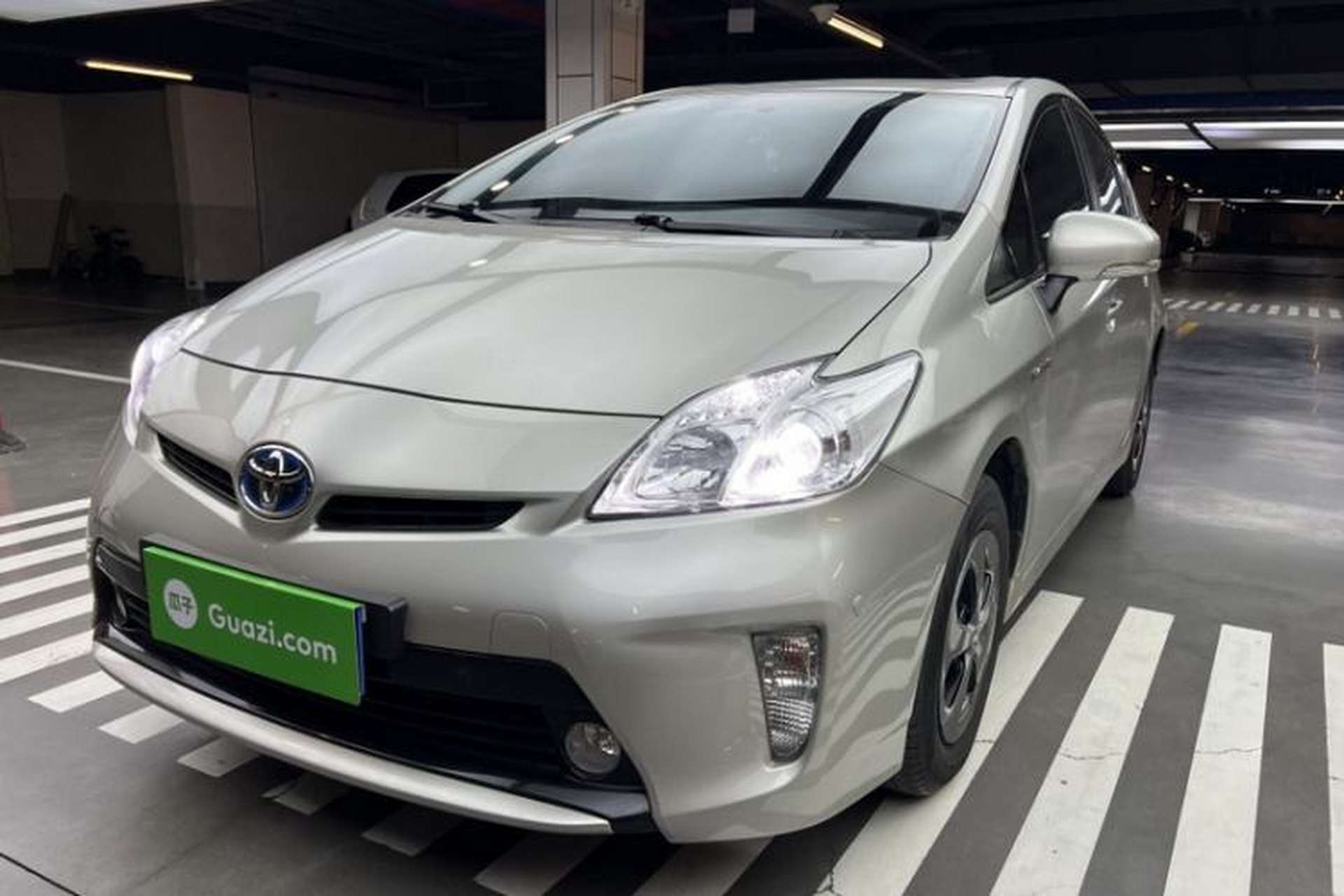 Used Toyota Prius 2012 1.8L Luxury Edition Front Left 45 Deg