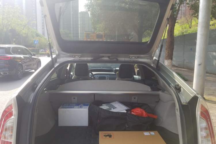 Used Toyota Prius 2012 1.8L Luxury Advanced Edition Trunk