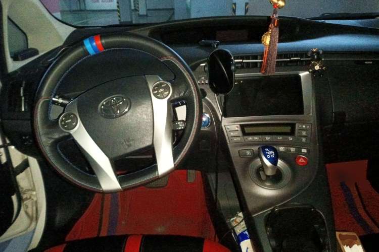 Used Toyota Prius 2012 1.8L Standard Edition Center Console