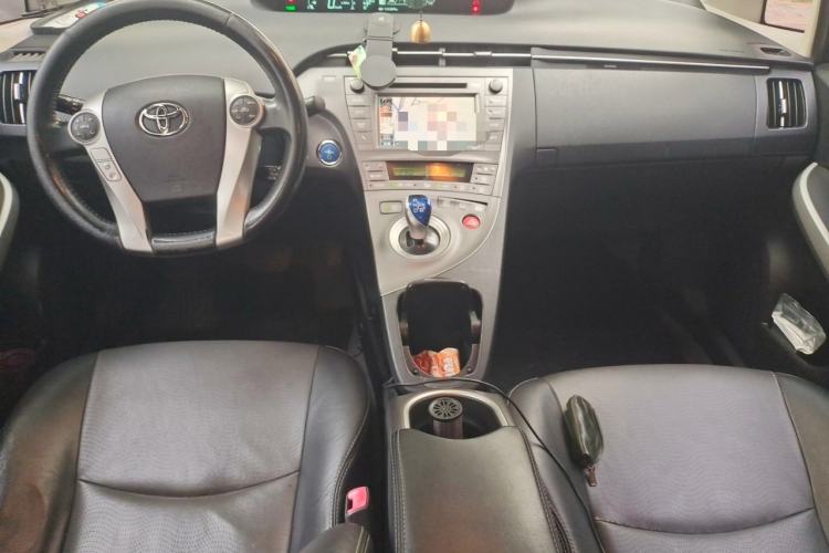 Used Toyota Prius 2012 1.8L Luxury Advanced Edition Center Console