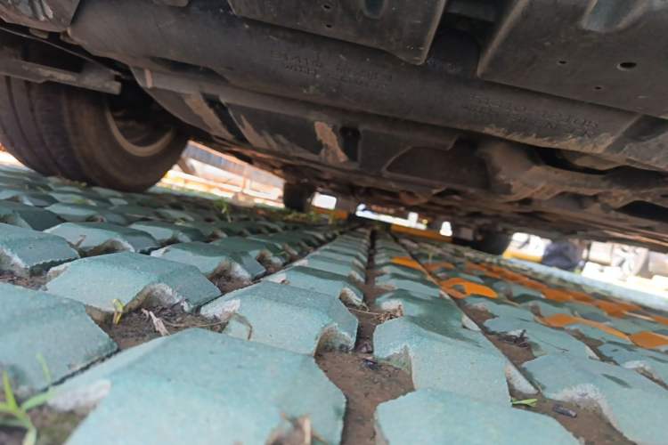 Used Toyota Prius 2012 1.8L Standard Edition Chassis Front