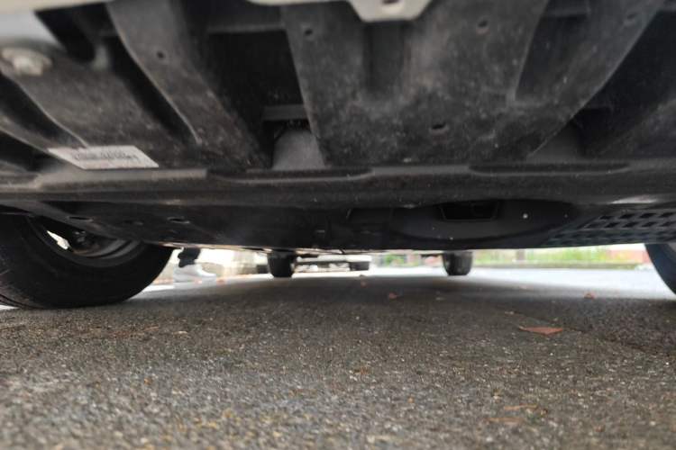Used Toyota Prius 2012 1.8L Luxury Advanced Edition Chassis Front