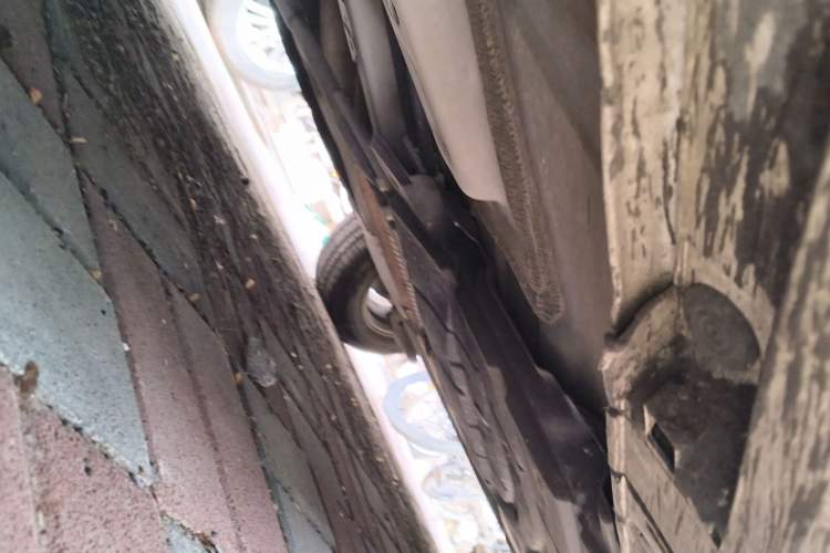 Used Toyota Prius 2012 1.8L Standard Edition Chassis Front Left