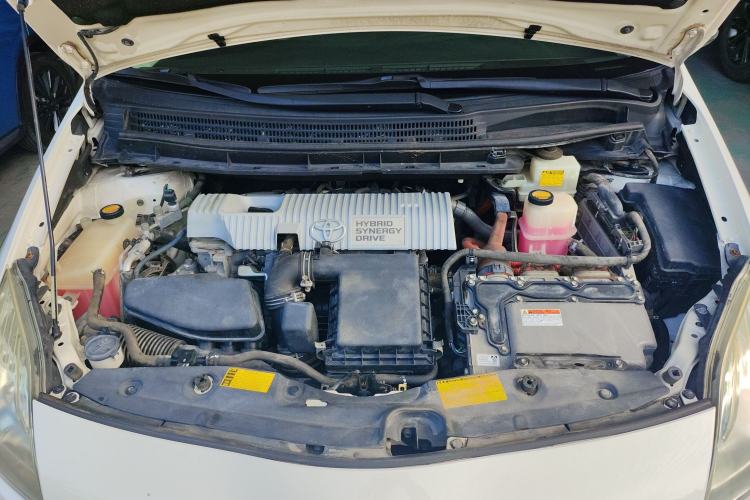 Used Toyota Prius 2012 1.8L Luxury Advanced Edition Engine Bay