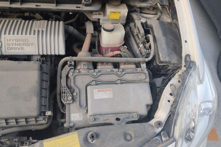 Used Toyota Prius 2012 1.8L Luxury Edition Engine Bay Left