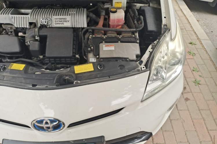 Used Toyota Prius 2012 1.8L Luxury Advanced Edition Engine Bay Left