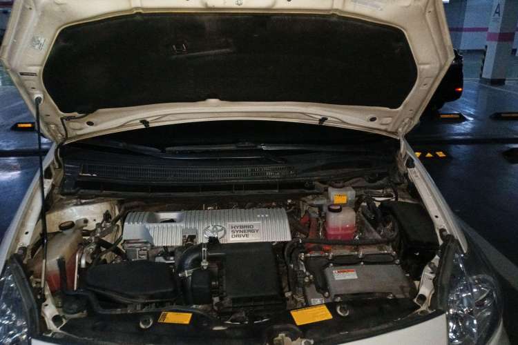 Used Toyota Prius 2012 1.8L Standard Edition Engine Bay
