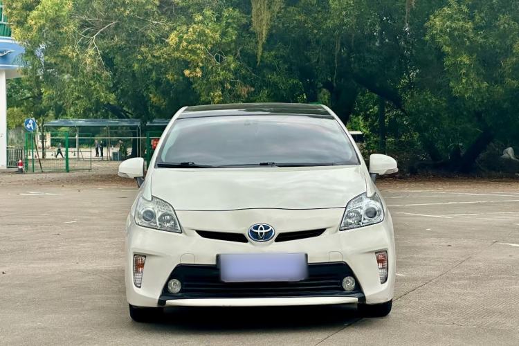 Used Toyota Prius 2012 1.8L Luxury Advanced Edition Front