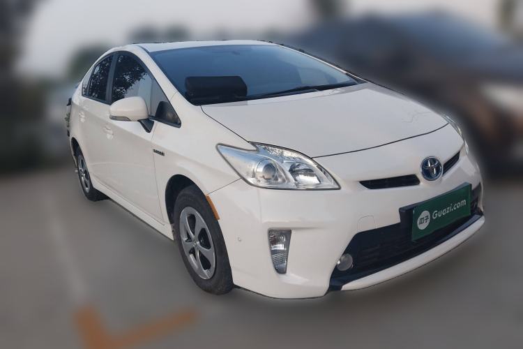 Used Toyota Prius 2012 1.8L Luxury Edition Front Right 45 Deg