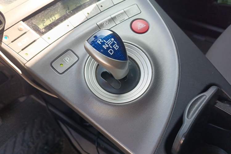Used Toyota Prius 2012 1.8L Standard Edition Gear Lever