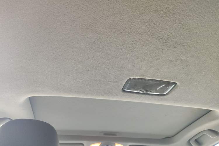 Used Toyota Prius 2012 1.8L Luxury Advanced Edition Headliner
