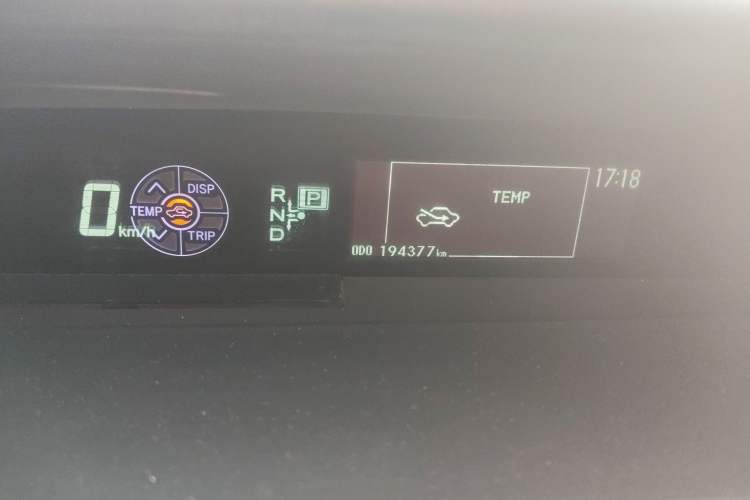 Used Toyota Prius 2012 1.8L Luxury Edition Odometer Close Up