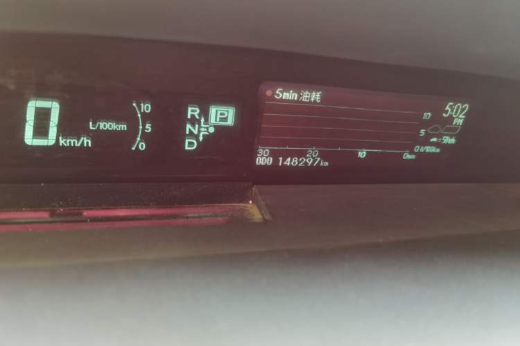 Used Toyota Prius 2012 1.8L Standard Edition Odometer Close Up
