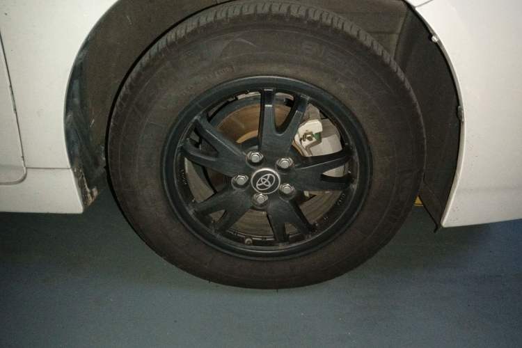 Used Toyota Prius 2012 1.8L Standard Edition Right Front Wheel Hub