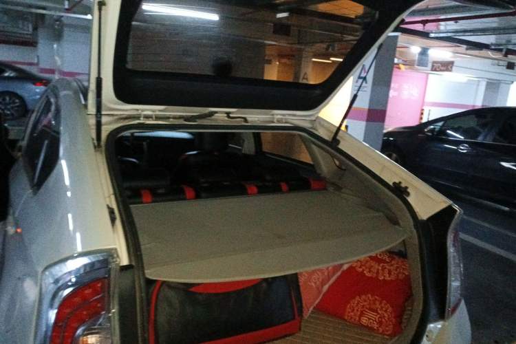 Used Toyota Prius 2012 1.8L Standard Edition Trunk