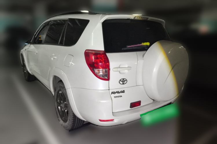 Used Toyota RAV4 2006 2.4 Luxury Model Rear Left 45 Deg
