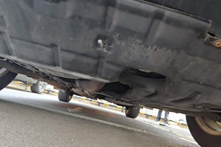 Used Toyota RAV4 2009 2.0L Automatic Luxury Edition Chassis Front