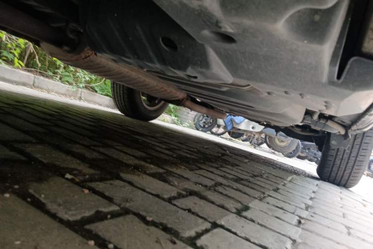 Used Toyota RAV4 2009 2.4L Automatic Luxury Navigation Edition Chassis Front Left