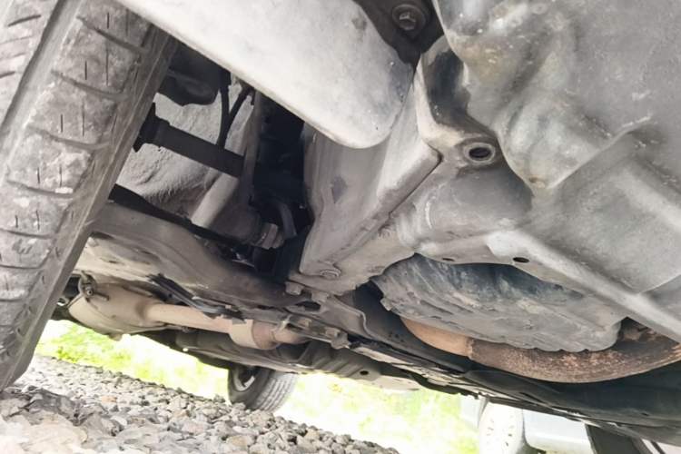 Used Toyota RAV4 2009 2.0L Automatic Luxury Edition Chassis Front Right