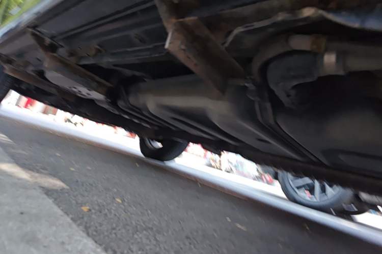 Used Toyota RAV4 2009 2.0L Automatic Luxury Edition Chassis Rear Left