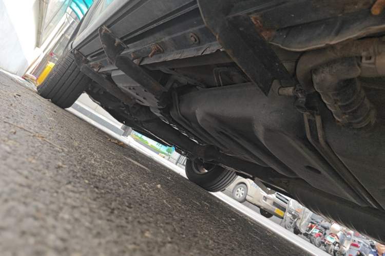 Used Toyota RAV4 2009 2.4L Automatic Luxury Edition Chassis Rear Left