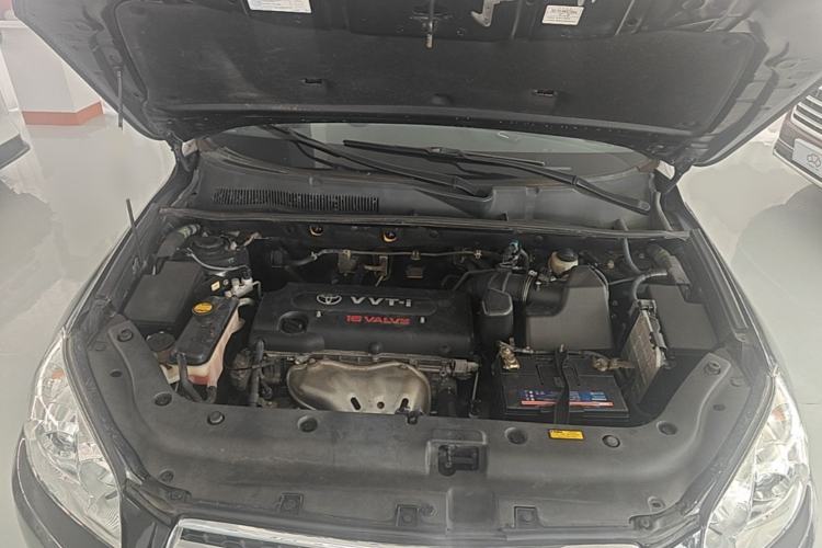 Used Toyota RAV4 2009 2.0L Automatic Luxury Edition Engine Bay