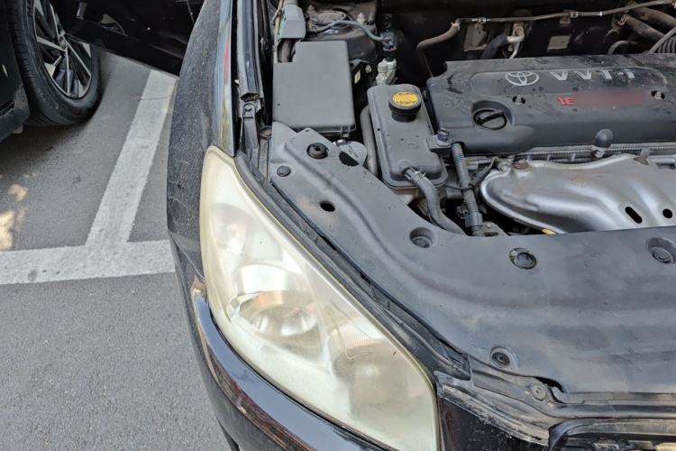 Used Toyota RAV4 2009 2.0L Automatic Luxury Edition Engine Bay Right