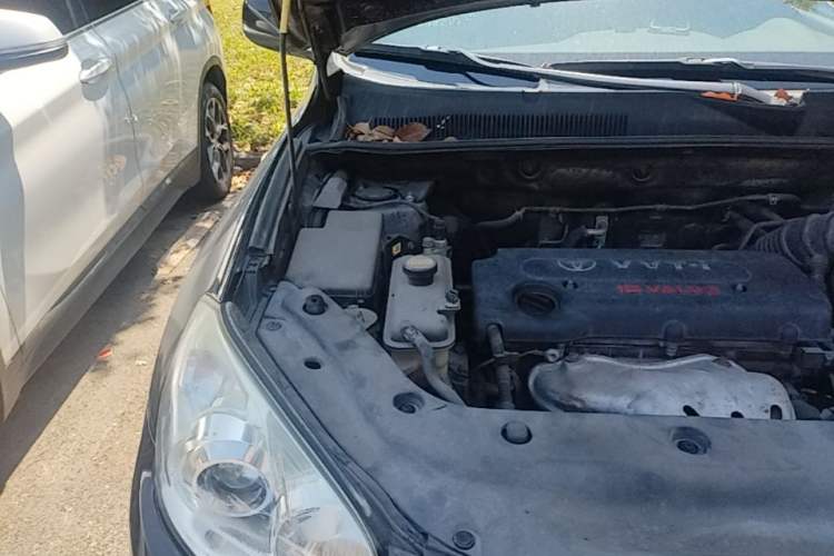 Used Toyota RAV4 2009 2.0L Automatic Luxury Edition Engine Bay Right