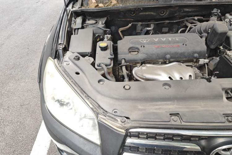 Used Toyota RAV4 2009 2.4L Automatic Luxury Edition Engine Bay Right